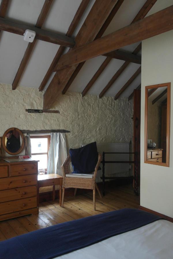 Bed and Breakfast The Old Barn à Barry Extérieur photo