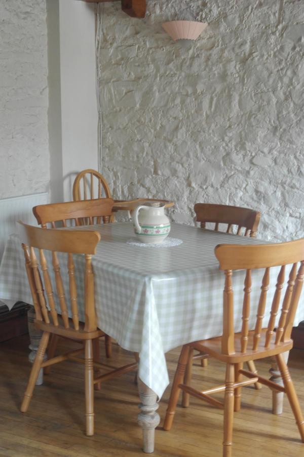 Bed and Breakfast The Old Barn à Barry Extérieur photo