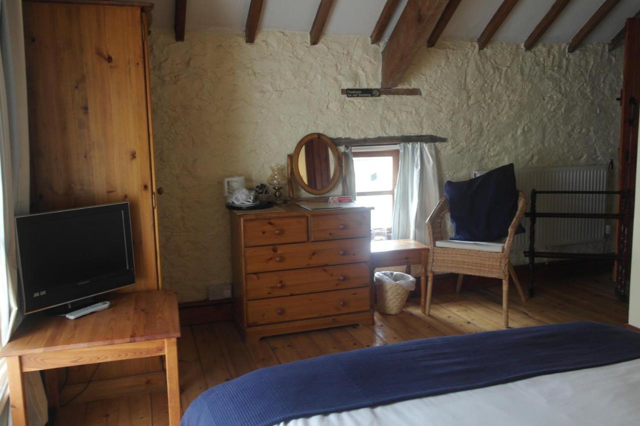 Bed and Breakfast The Old Barn à Barry Extérieur photo